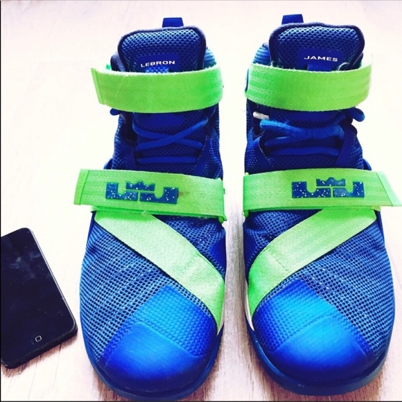 lebron james sprite shoes